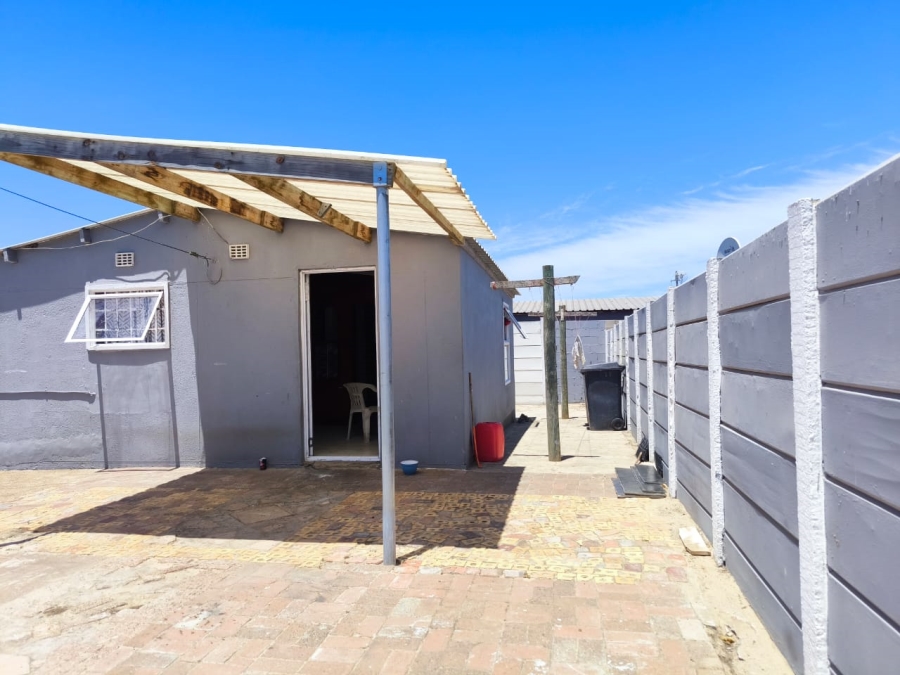 2 Bedroom Property for Sale in Chatsworth Western Cape